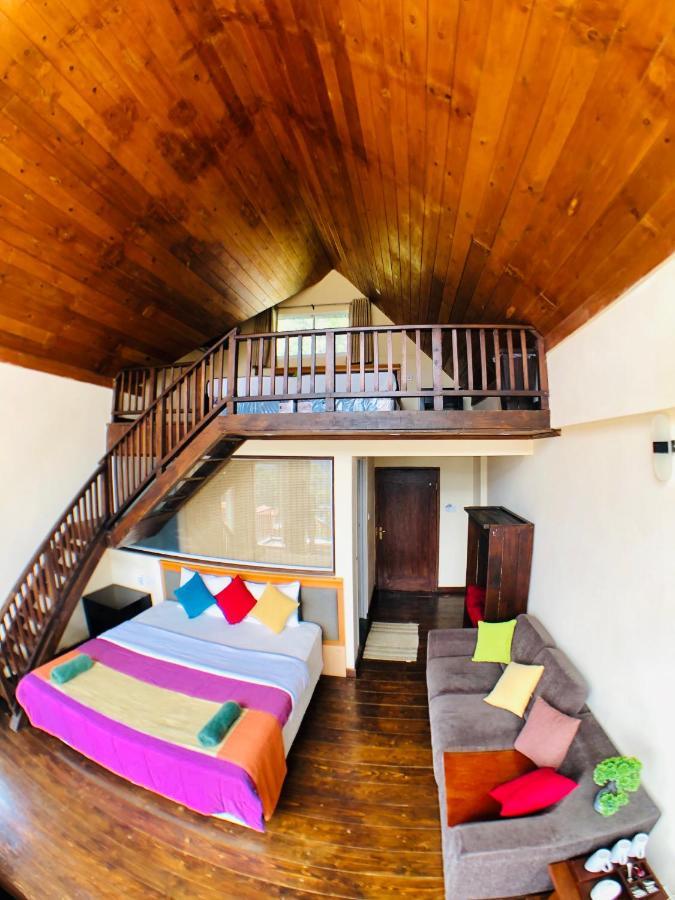 ヌワラ・エリヤ ピジョンズ ネスト Bed & Breakfast エクステリア 写真