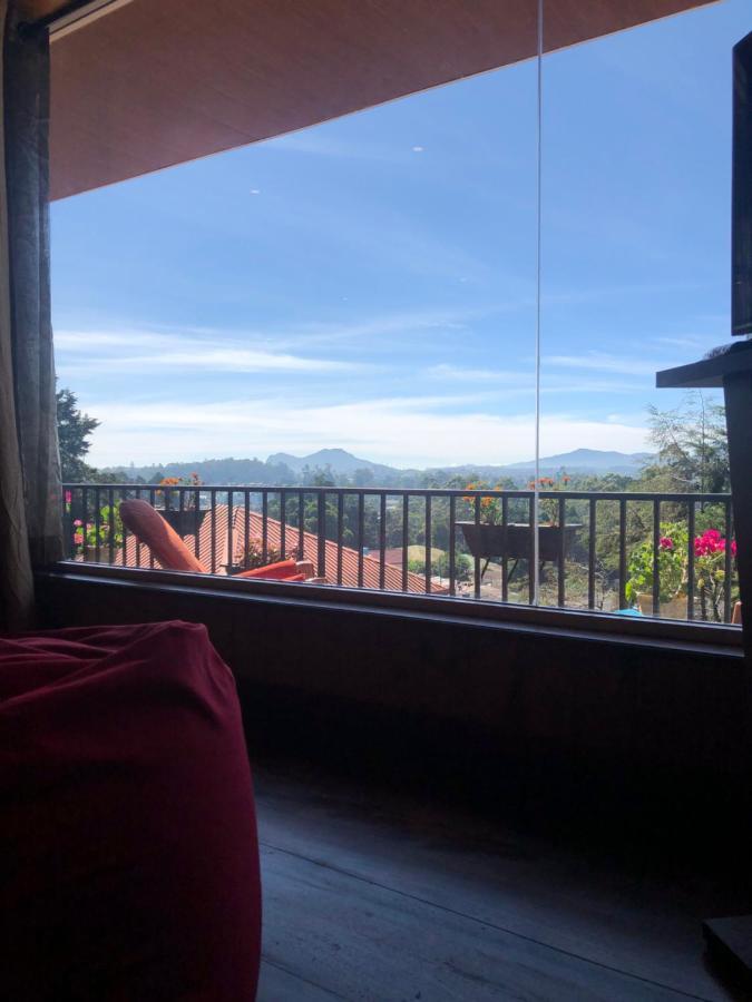 ヌワラ・エリヤ ピジョンズ ネスト Bed & Breakfast エクステリア 写真